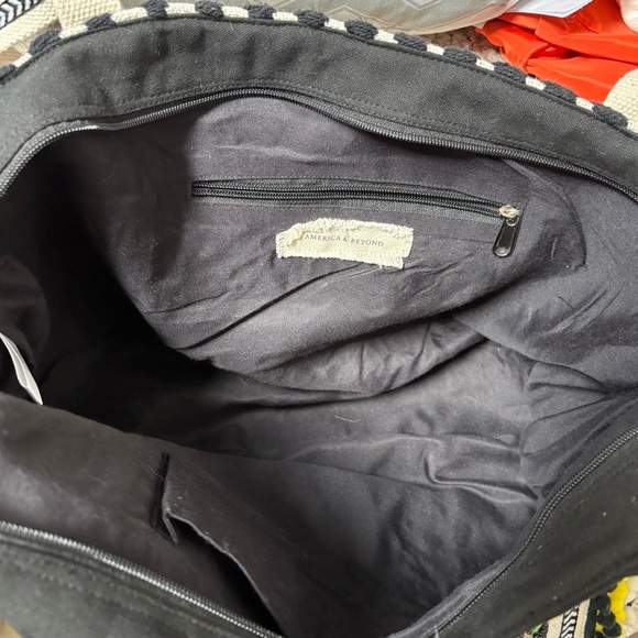 America & Beyond - Midnight Butterflies  Black and Multicolor Tote 3 piece set - Picture 7 of 13